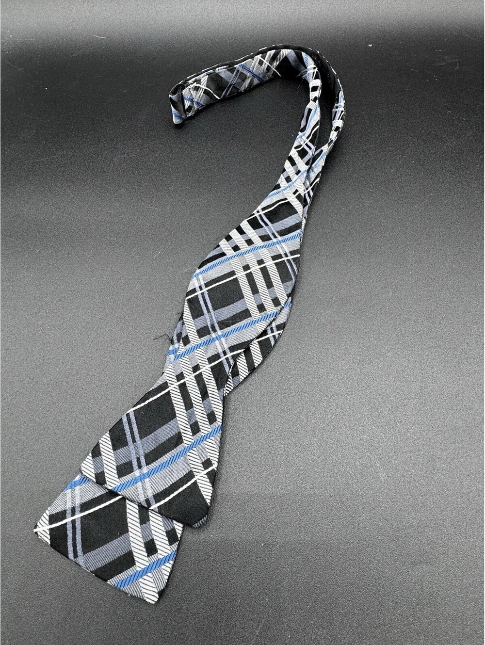 Nicole Miller New York Men’s Silk Bow Tie Black Blue Plaid Self Tie Adjustable
